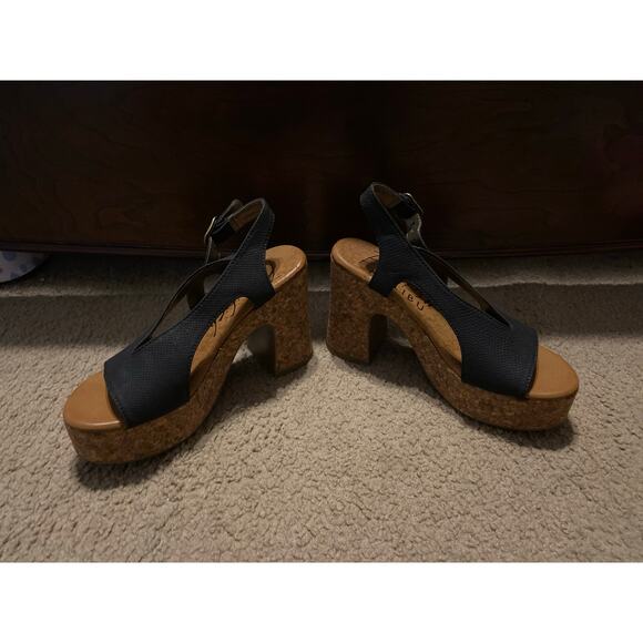 Women's Blowfish platform Sandals size 6 - Picture 3 of 6